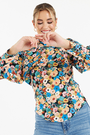 Spring Flower Blouson Sleeve Fitted Blouse