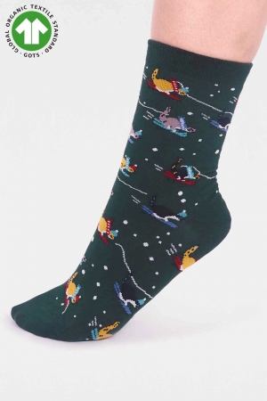 Skiing Penguins GOTS Organic Cotton Socks in Forest green