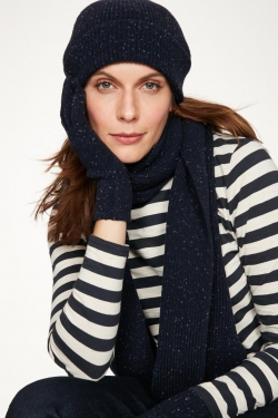 Merrick Recycled Wool & Lambswool Scarf in Midnight Navy
